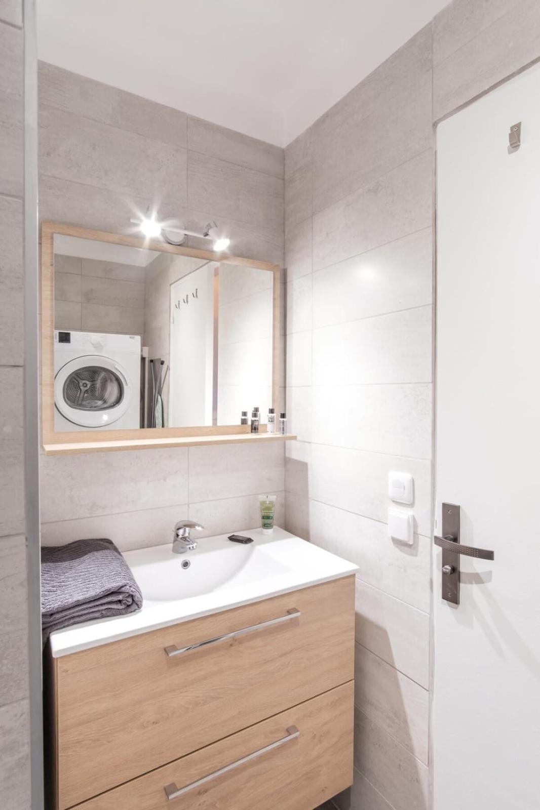 Le Carnot - Hypercentre - Cosy & Climatisation Apartment Cannes Luaran gambar